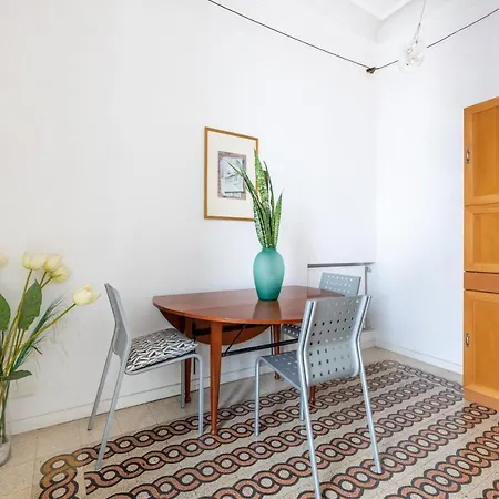 Hospitalityrome Comfortable With Terrace Daire Roma