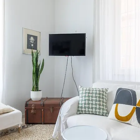 Daire Hospitalityrome Comfortable With Terrace *