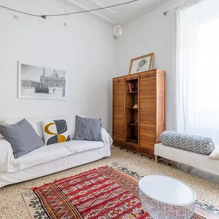 Hospitalityrome Comfortable With Terrace * Roma