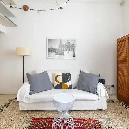 Hospitalityrome Comfortable With Terrace * Rzym